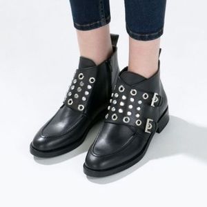 Zara leather buckle hardware ankle booties size 38